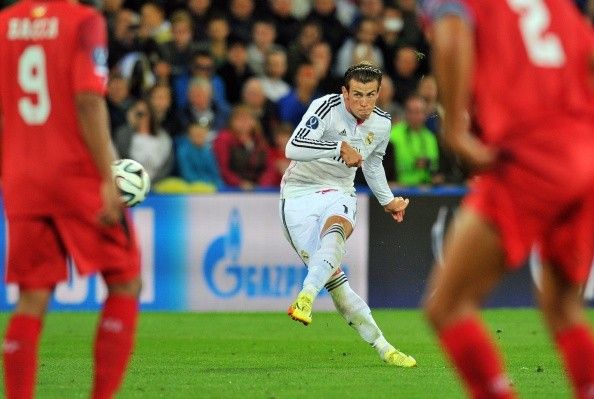 Gareth Bale freekick