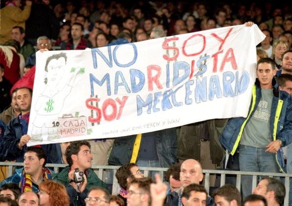 Luis Figo Barcelona fans