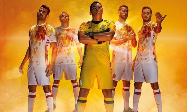 Spain away kit