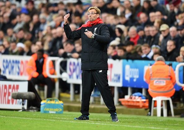 Klopp gestures