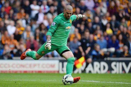 Victor Valdes Manchester United