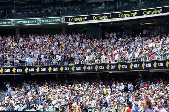 day night cricket fans