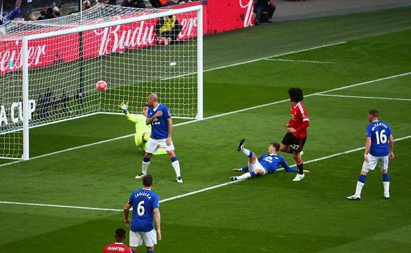 Marouane Fellaini goal Everton Manchester United FA Cup highlights