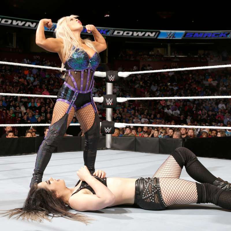 Whoâs the dominant diva here?Â (Photo credits: WWE Network)