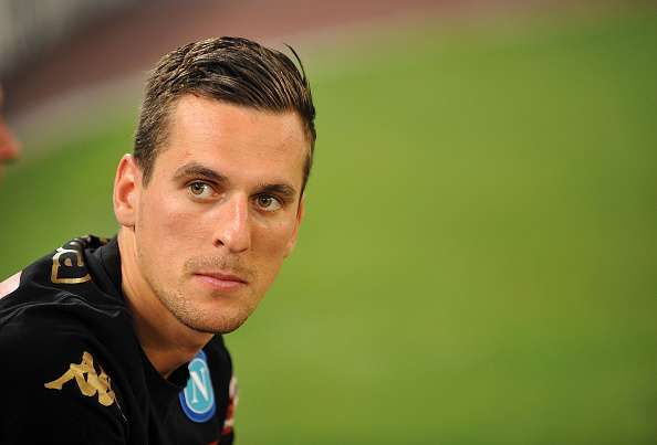 NAPLES, ITALY - AUGUST 01:  Arkadiusz Milik of Napoli in action during the pre-season friendly match between SSC Napoli and OGC Nice at Stadio San Paolo on August 1, 2016 in Naples, Italy.  (Photo by Francesco Pecoraro/Getty Images)