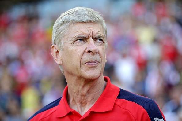 CARSON, CA - JULY 31:  Arsenal manager Arsene Wenger looks on prior to the start of the game against Chivas de Guadalajara at StubHub Center on July 31, 2016 in Carson, California.  (Photo by Jeff Gross/Getty Images)