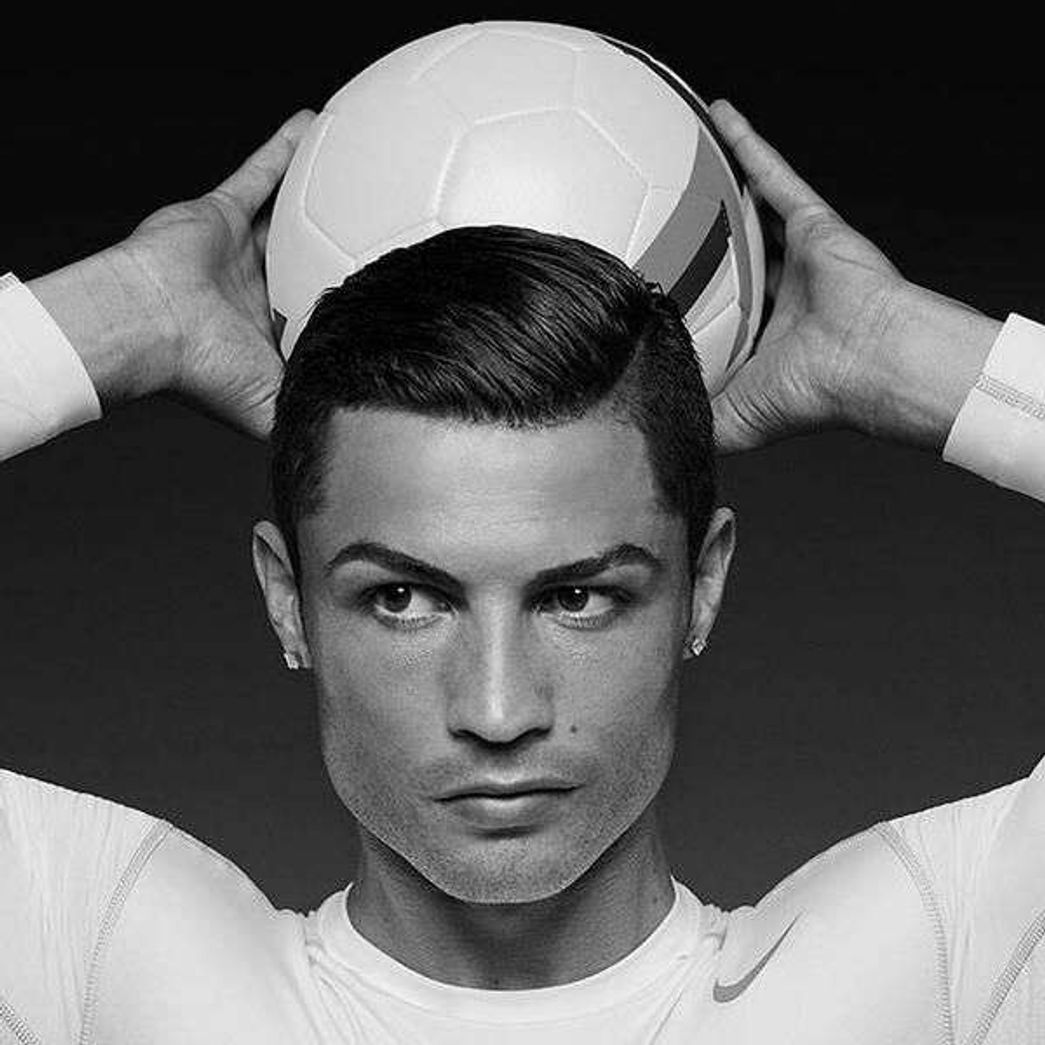 Cristiano Ronaldo's haircuts over the years with names and photos of ...