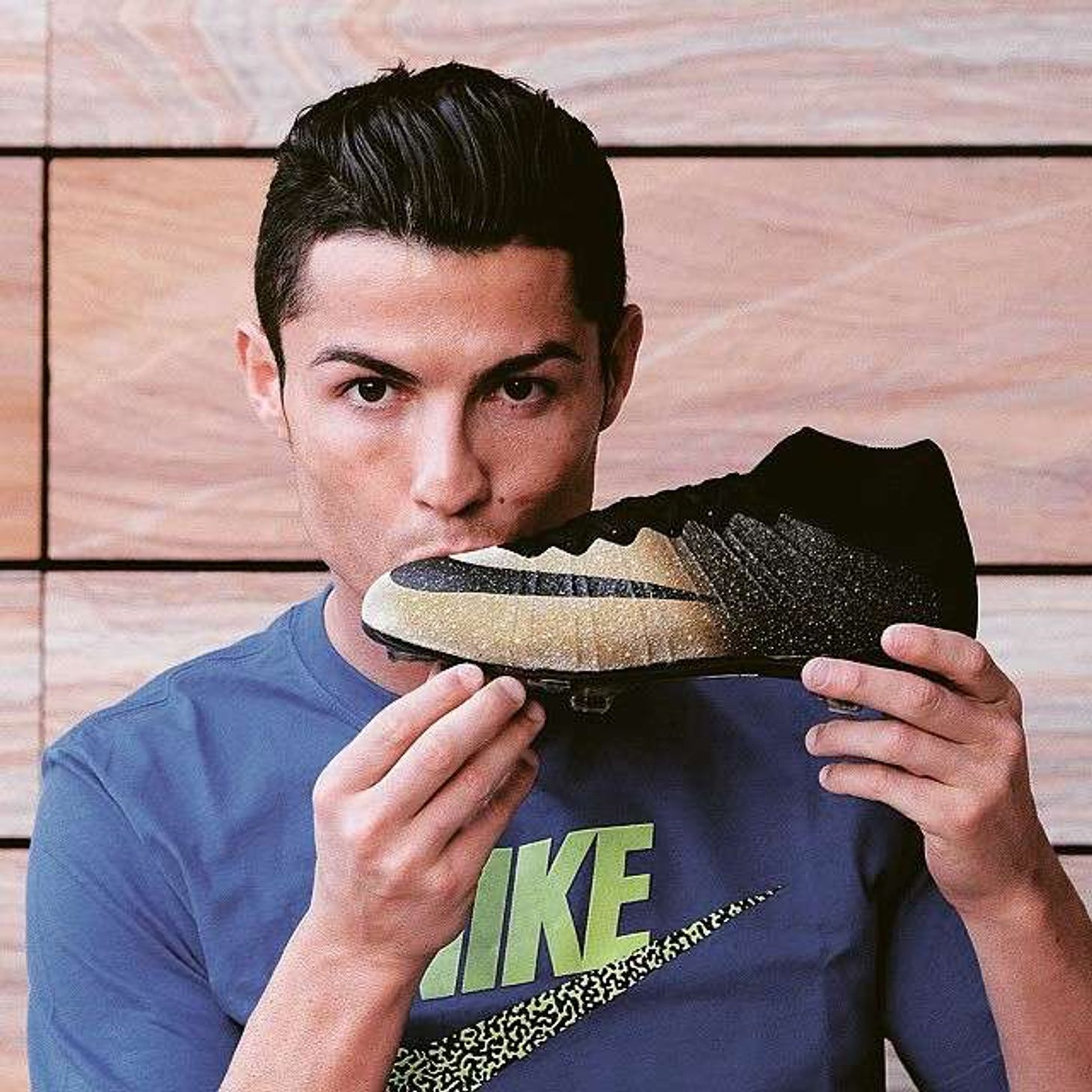 Cristiano Ronaldo's haircuts over the years with names and photos of ...