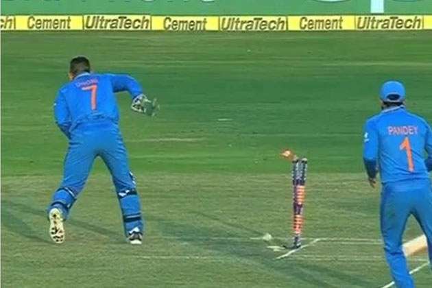 MS Dhoni, India