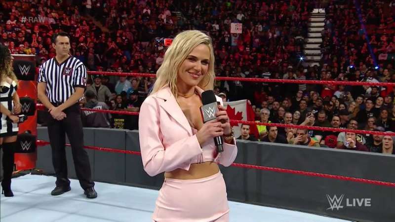 Lana gets the most genuine heel heat