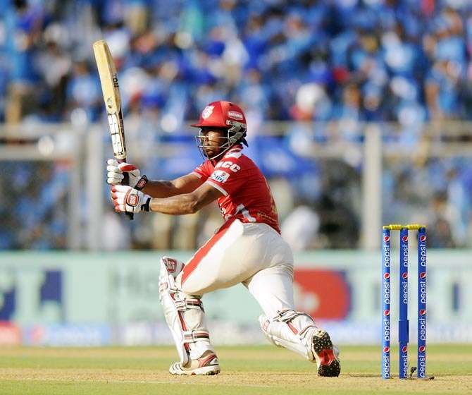 Wriddhiman Saha KXIP batting.jpg