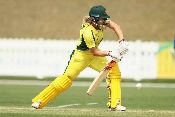 COFFS HARBOUR, AUSTRALIA - NOVEMBER 27:  Meg Lanning of Australia bats during the women&#039;s One Day International match between the Australian Southern Stars and South Africa on November 27, 2016 in Coffs Harbour, Australia.  (Photo by Mark Kolbe/Getty Images)