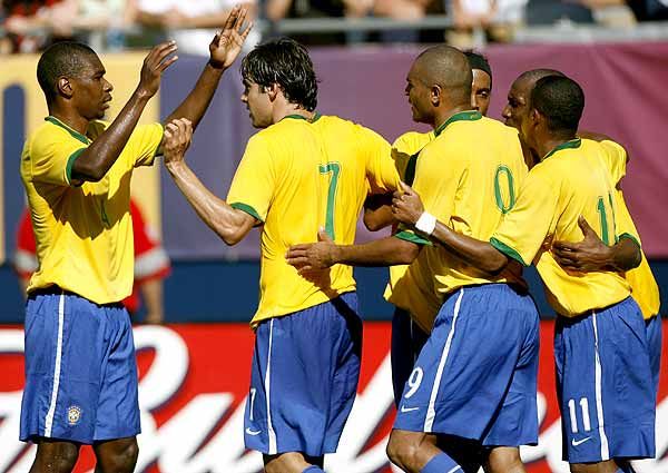 Key Players: Robinho, Julio Cesar, Maicon, Kaka